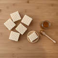 HONEY & BEESWAX INCLUDES BAMBOO SOAP DISH